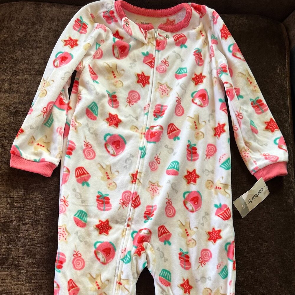 NWT Carter’s Size 4T Long Sleeve Bodysuit With Footies Pink and White